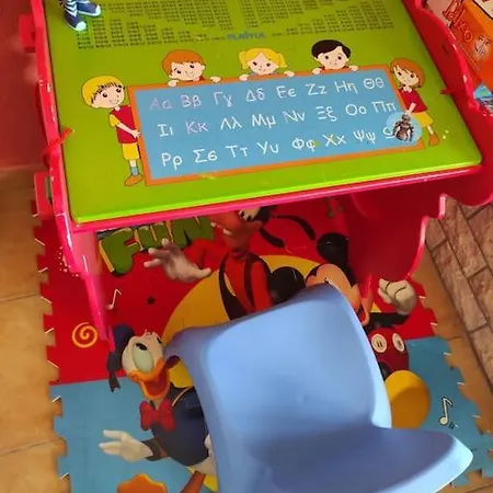 όμορφο διαμερισμα με δυο κρεβατοκάμαρες Delphi