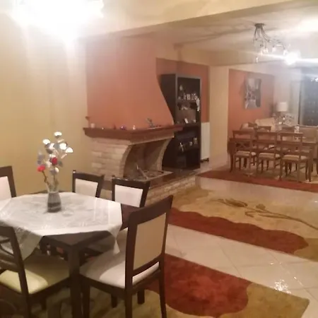 όμορφο διαμερισμα με δυο κρεβατοκάμαρες *